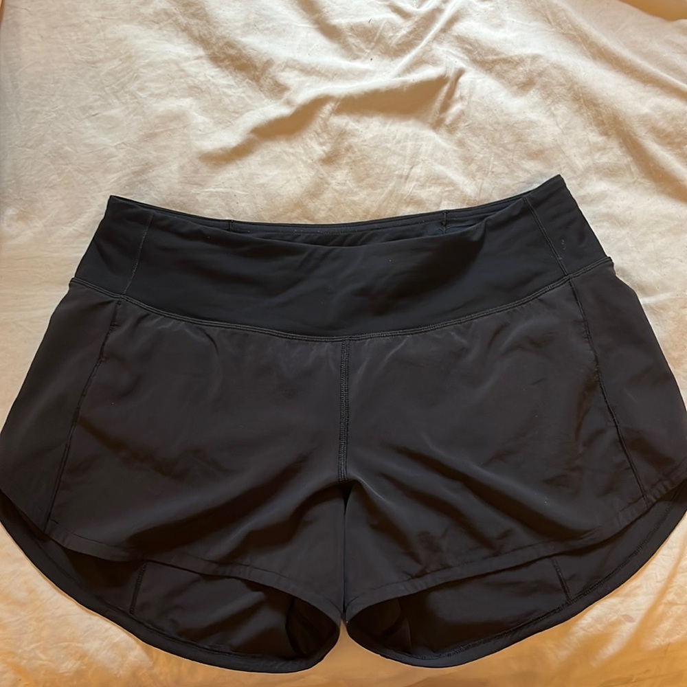 Lululemon Speed Up shorts